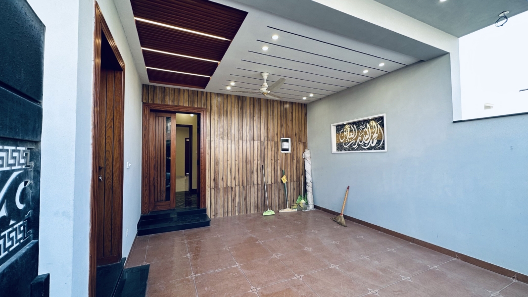 Beautiful 7 Marla House